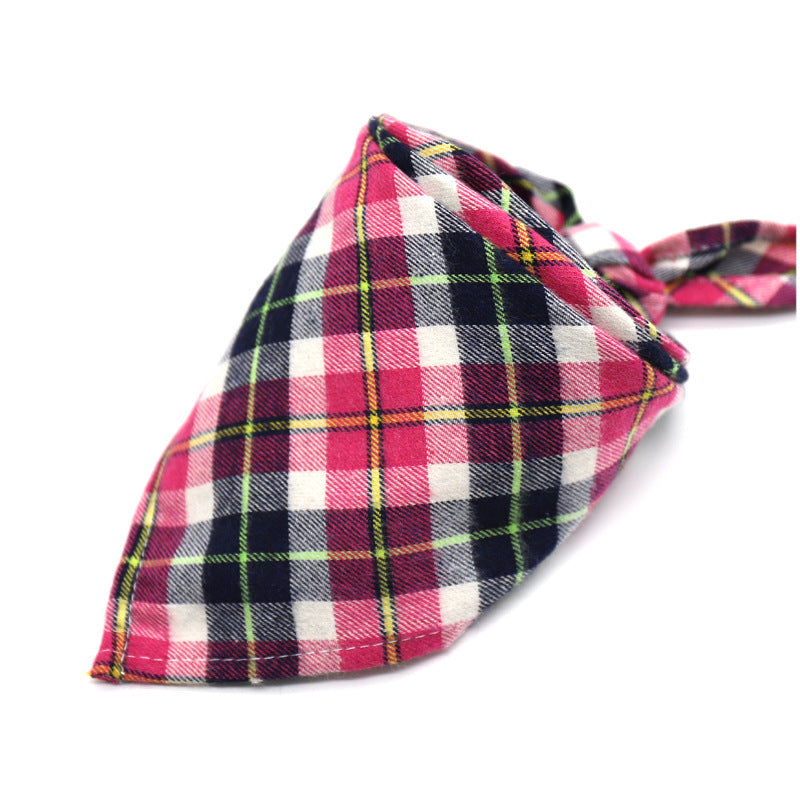 Cotton flannel baby plaid to increase triangle scarf Cotton flannel baby plaid to increase triangle scarf
